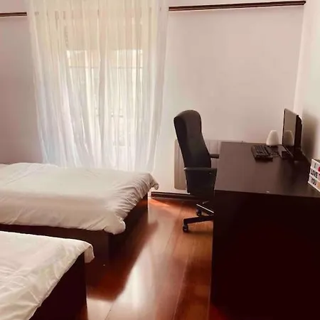 Charmosa Casa Em Oeiras * São Domingos de Rana